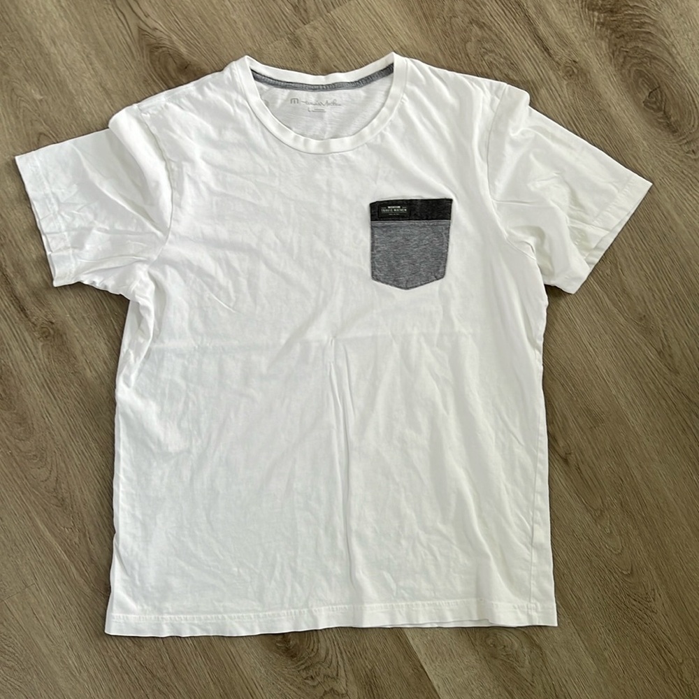Travis Mathew tee with pocket